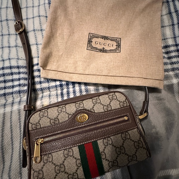 Gucci Beige and Brown GG Crossbody Bag - Picture 1 of 8